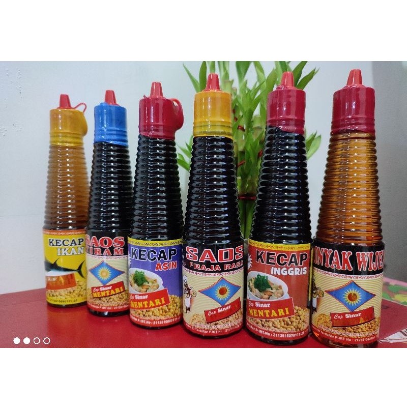 

Paket A isi 6 (Minyak Wijen, Kecap Ikan, Saos Ingris, Kecap Asin, Saos Tiram, Saos Rajarasa)