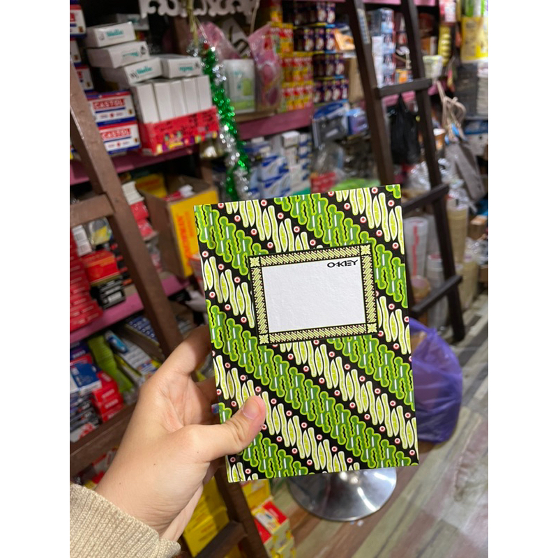 

Buku Hardcover A6 isi 200