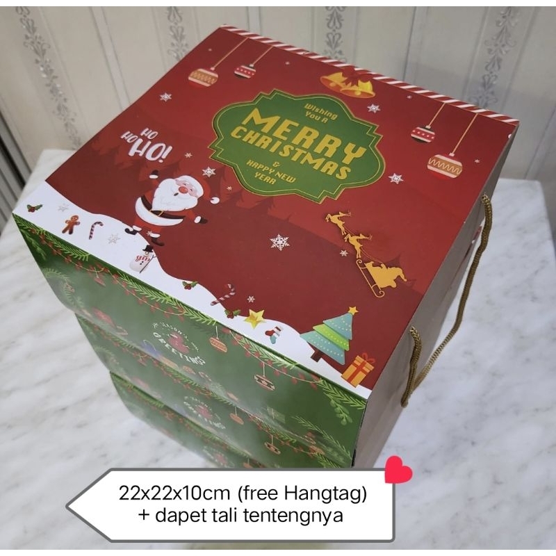 

(Free Hangtag) premium box Natal 22x22 x8cm box natal 22x22 x10cm box natal 4 toples kotak 300-350gr Box natal kuker Box natal cookies gable box natal dus parcel natal box packaging natal gable box natal box bolu natal dus pudding natal box pudding natal