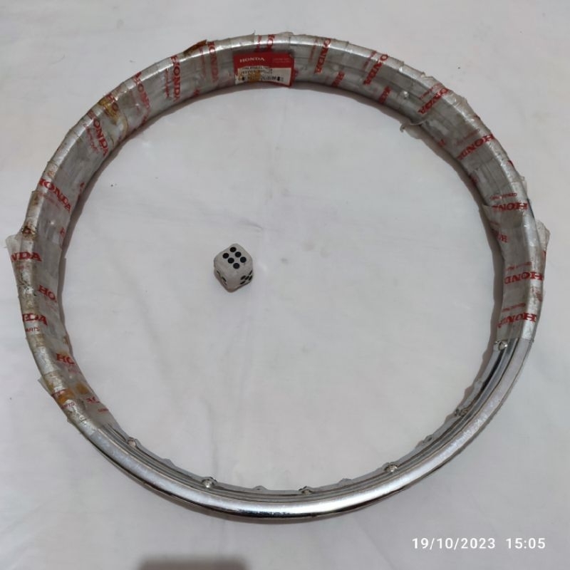 Velg velk rim wheel besi honda gl100 gl125 cb100 cb125 glpro cg cb gl 100 125  hm tengah 18 - 1.60 o