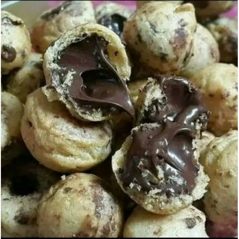 

Kue soes coklat lumer 1kg