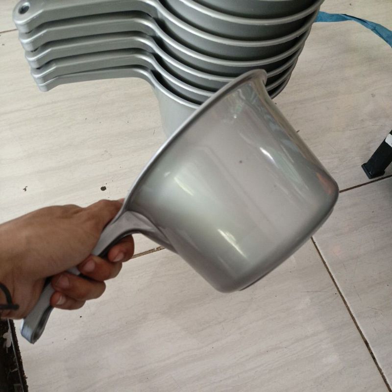 Gayung Mandi Silver Plastik