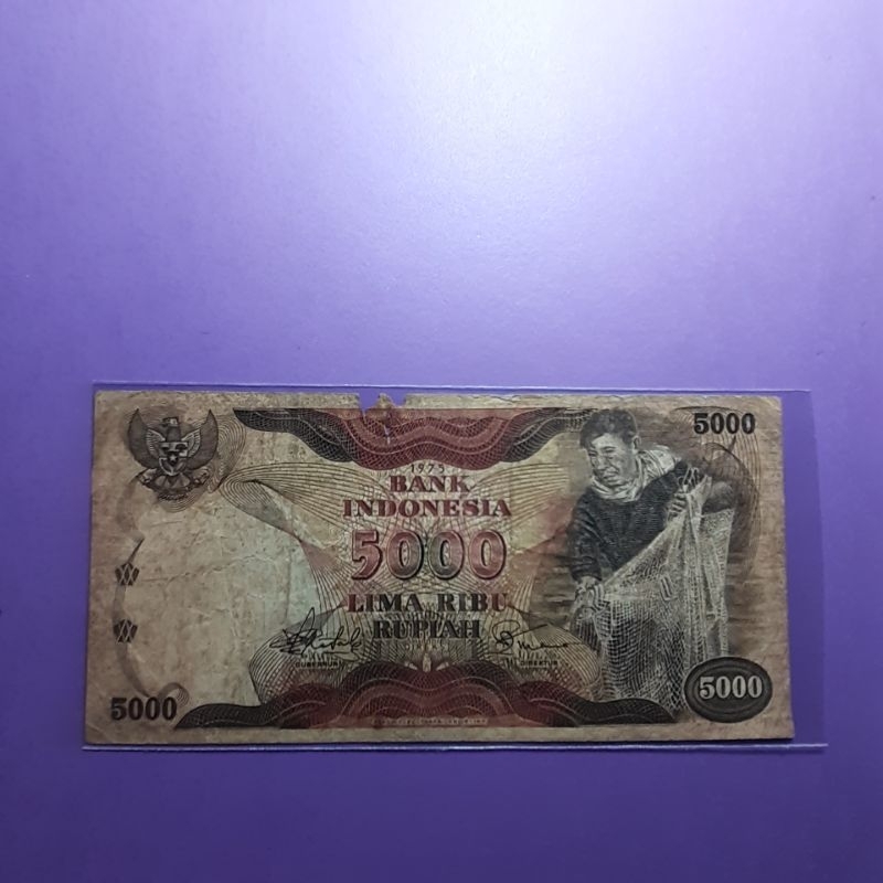 uang kuno 5000 rupiah penjala ikan 1975