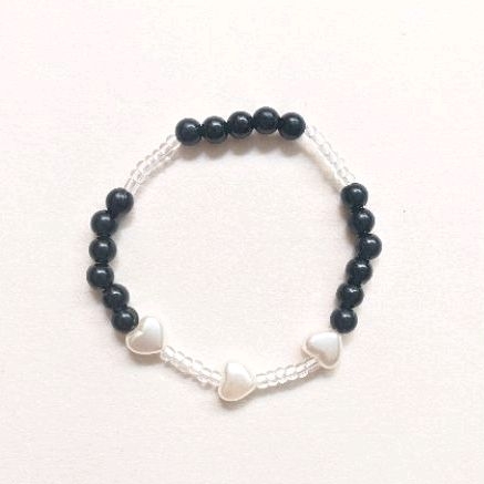 Gelang Manik Hati Hitam Kaca