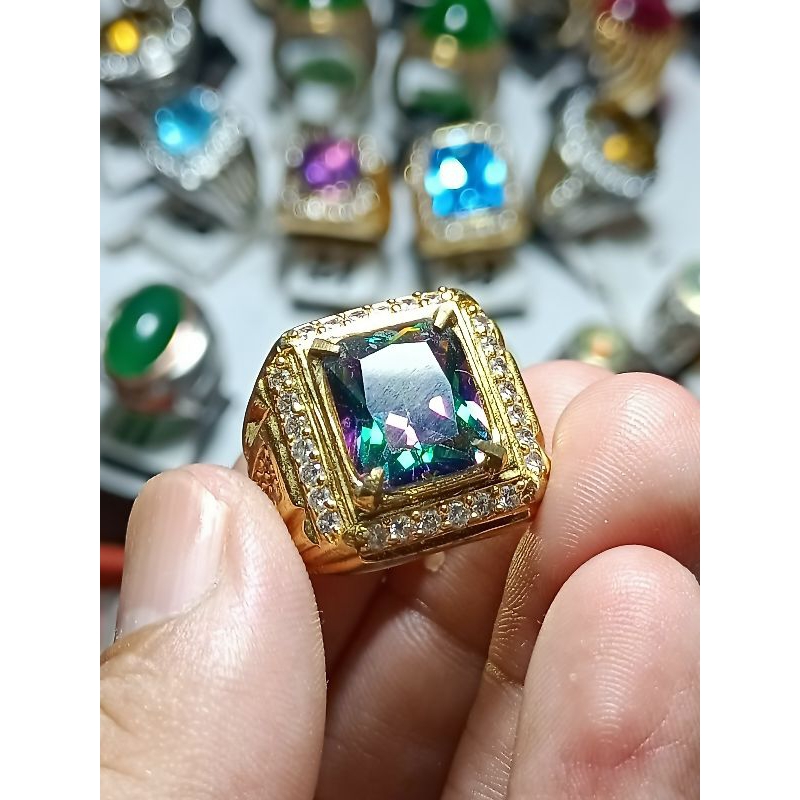 Batu cincin mistik Quartz rainbow