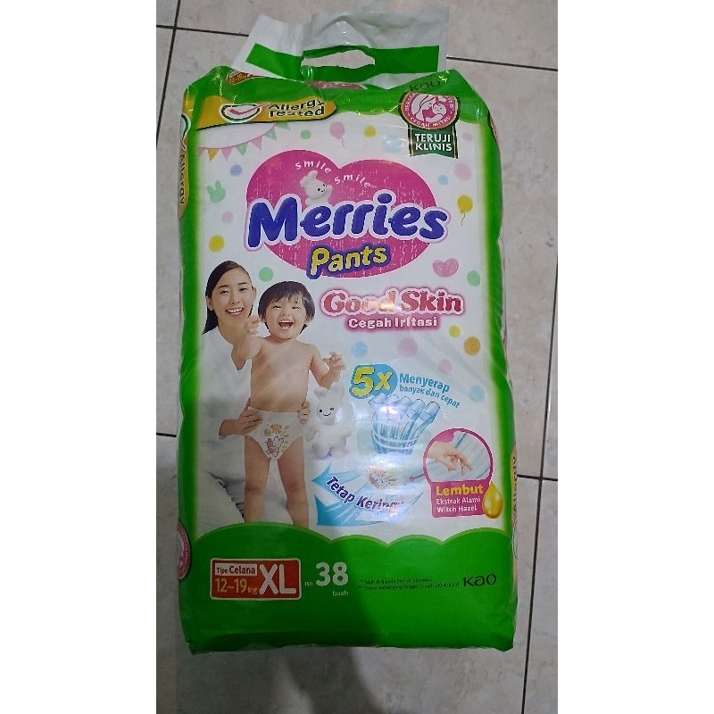 Merries/diapers/pampers/popok bayi XL 38