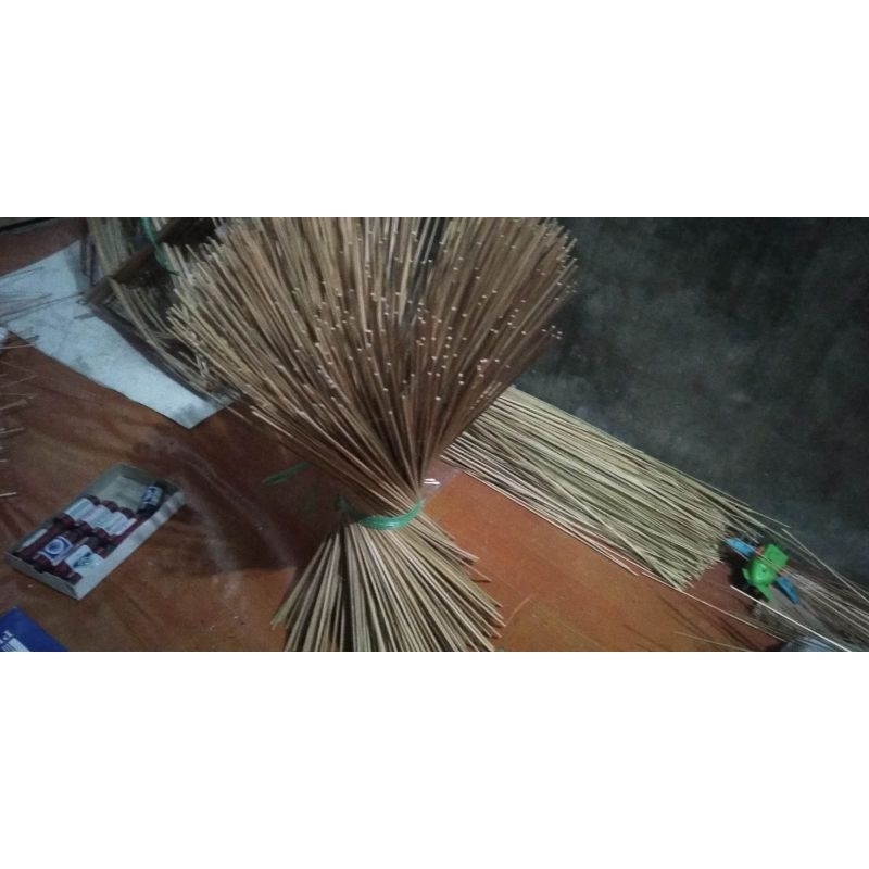 biting layangan standar isi 100 pasang