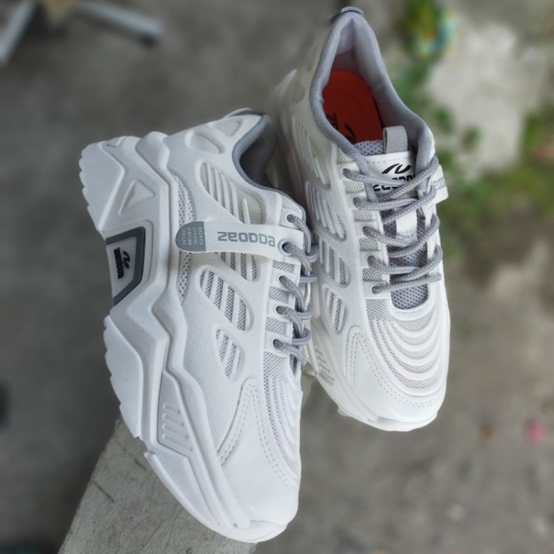 Sepatu Wanita Korea Putih