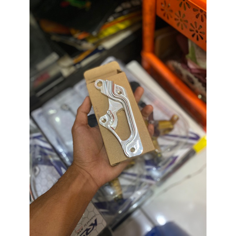 breket braket kaliper  supra100 supra125 astrea grand legenda revo100 supra 125 100 disc cakram leba