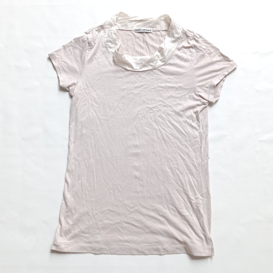 issey miyake unconstruct collar tee beige sand original IS sacai