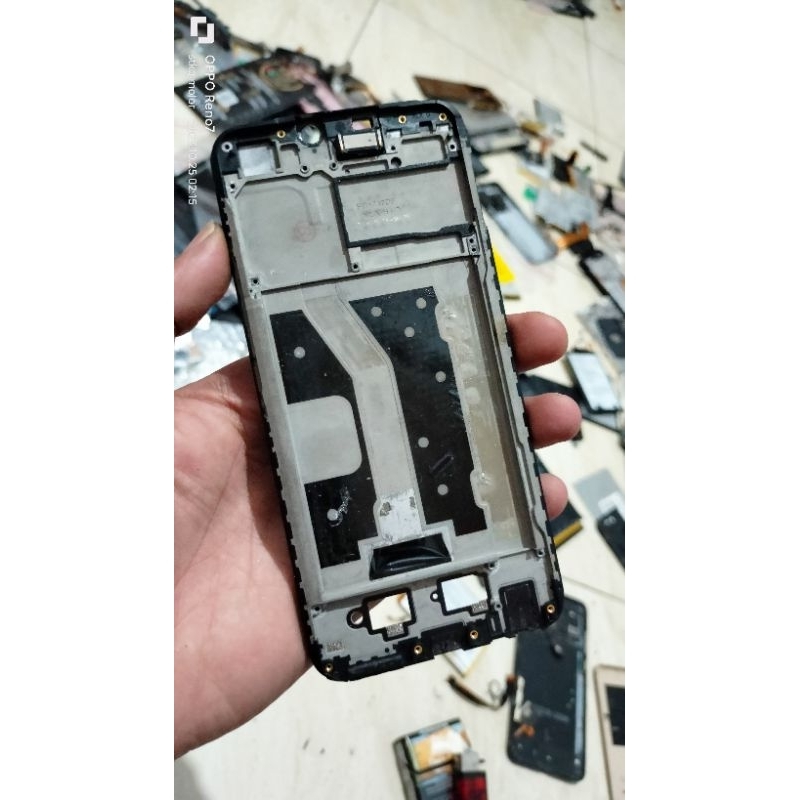 FRAME TATAKAN LCD VIVO Y81 ORIGINAL COPOTAN