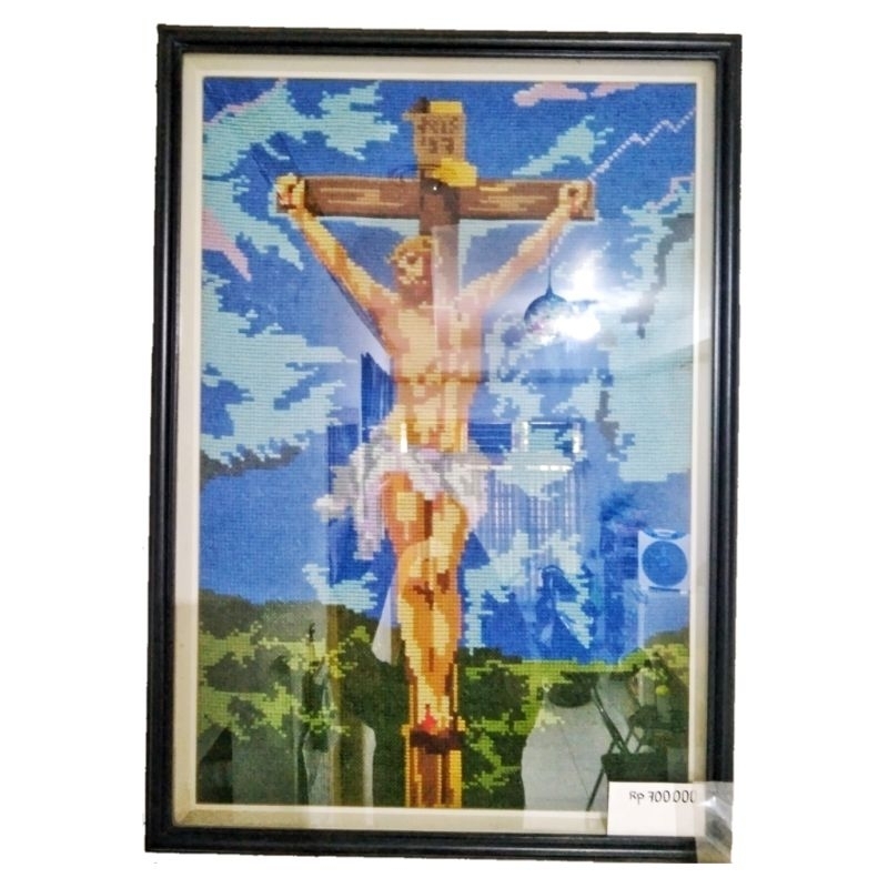 Kristik 'Tuhan Yesus Disalib' jadi dengan bingkai | kruistik kruissteek strimin setrimin sulam menyu