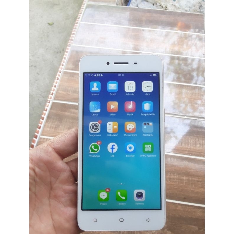 oppo a37 seken no minus