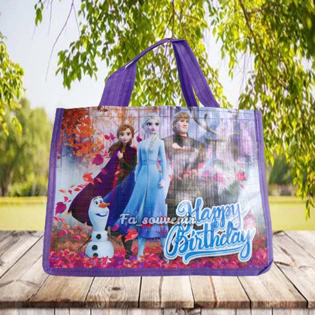 

tas gambar frozen / tas ulng tahun / tas ultah / tas souvenir terlaris souvenir ulang tahun anak / bingkisan snack