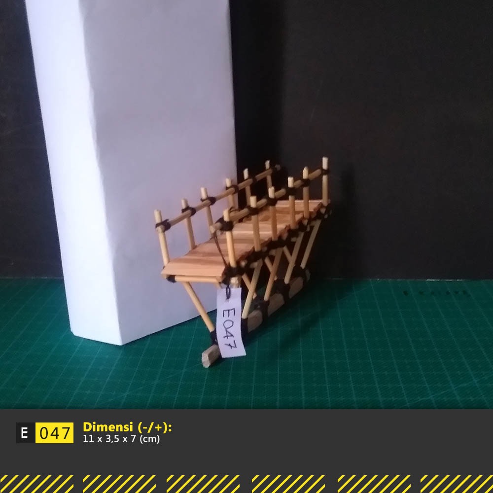 [E047] Miniatur / Ornamen / Hiasan Akuarium Aquascape Jembatan Kayu Bambu Stik Eskrim