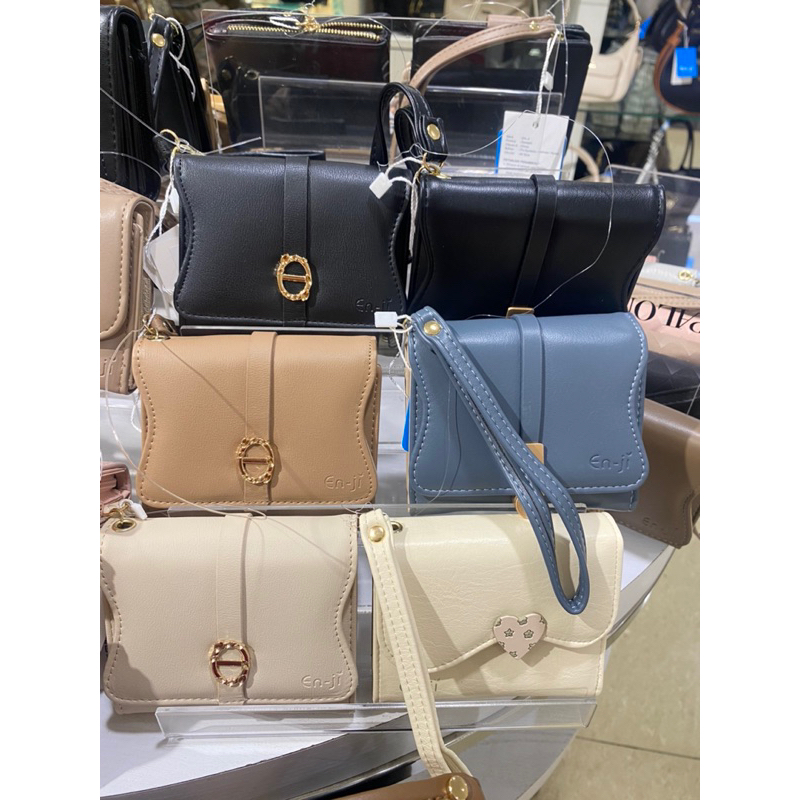 Dompet wanita by enji palomino