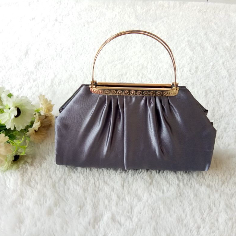 [ART.  I3Q2] Tas pesta Satin Sandra cantik dan elegan cocok buat pesta wisuda kado ready