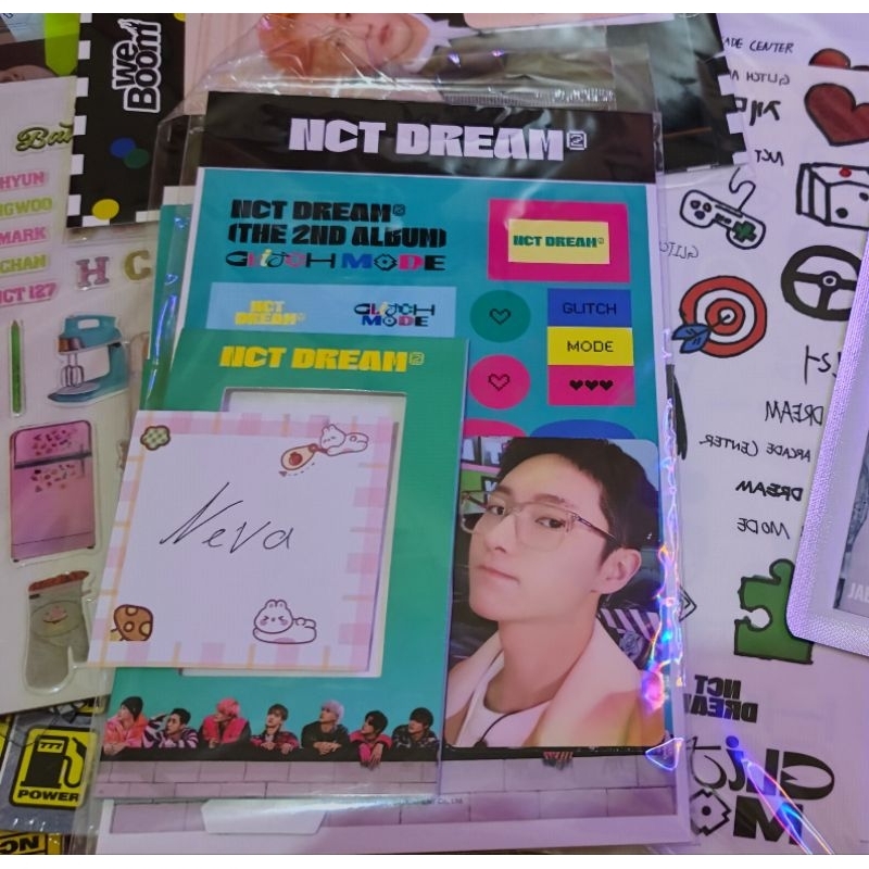 WTS// WANT TO SELL MD merch holo weboom jaemin chenle set sealed mark renjun mini frame set sealed t