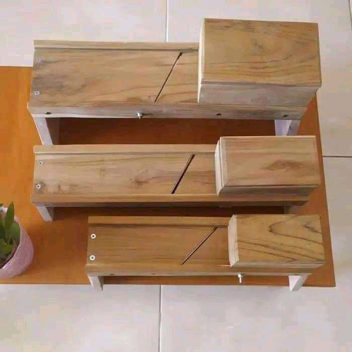 Alat Pengiris Keripik Serbaguna Bawang Singkong Pisang Kentang Parutan Pasrahan Serutan Kayu Jati Al