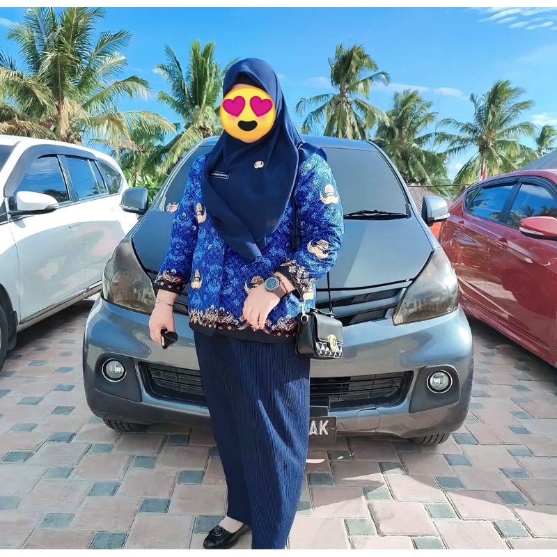 SERAGAM KORPRI WANITA EXTRA JUMBO KRAH HITAM BULAT (dilapisi full furing halus)-SERAGAM KORPRI WANIT