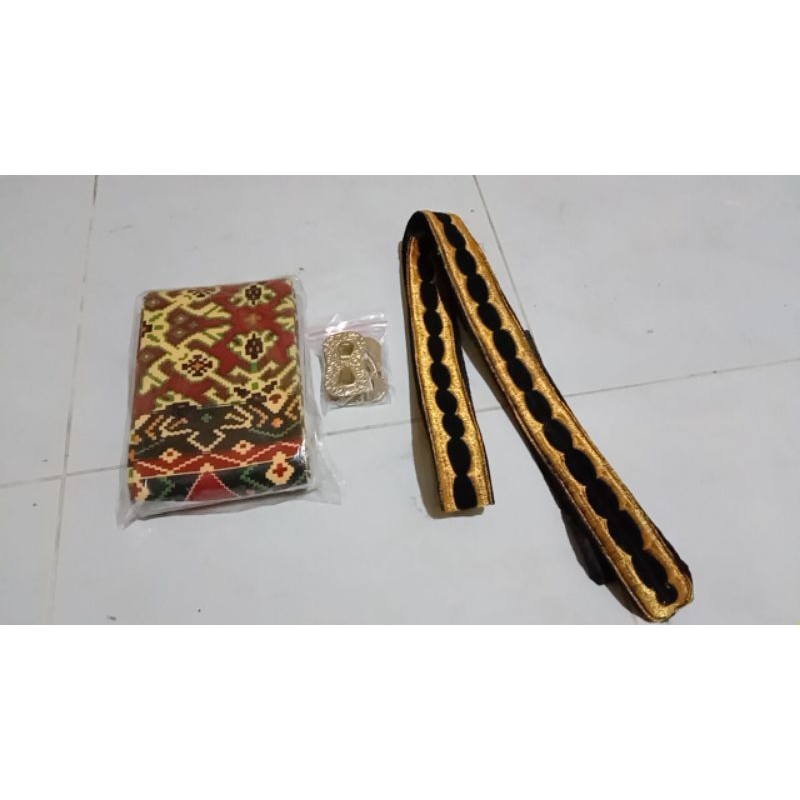 Set Lontong kamus timang adat jawa