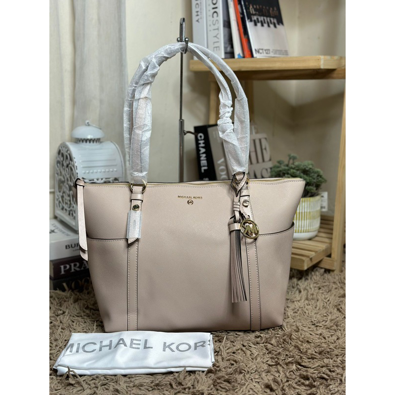 MK sullivan tote soft pink