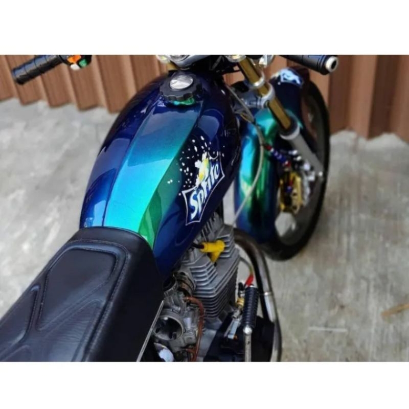 CAT BUNGLON SPRITE PU DASAR HITAM