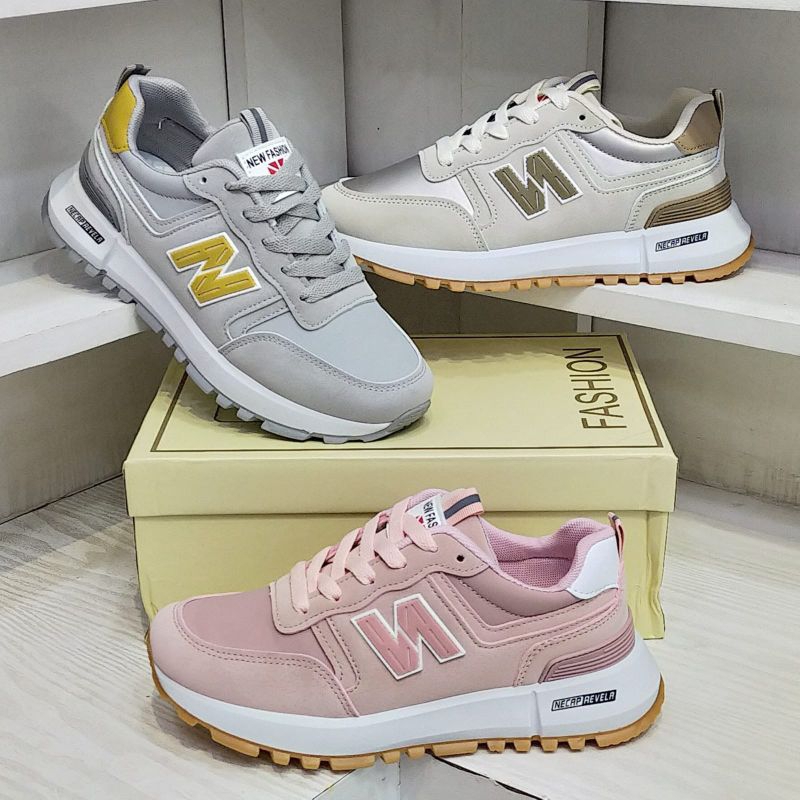 Sepatu import wanita sneakers new balance premium original terbaru