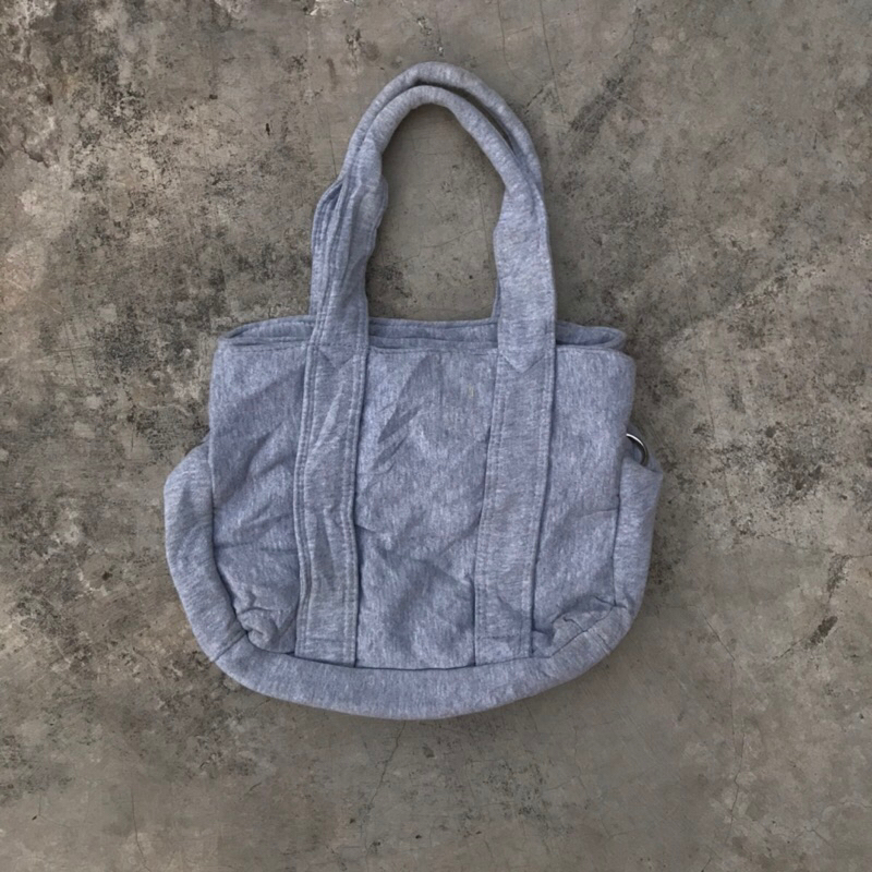 Totebag 3 slot basic not Uniqlo | tas tote basic pria wanita original