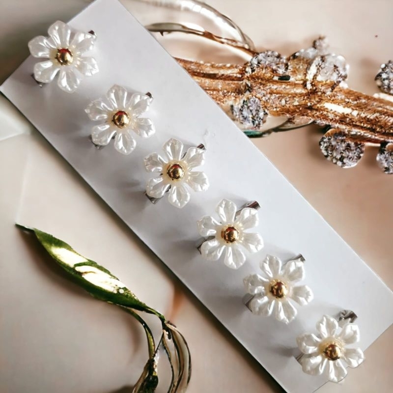 Bros hijab mini kecil lusinan bunga snow gold