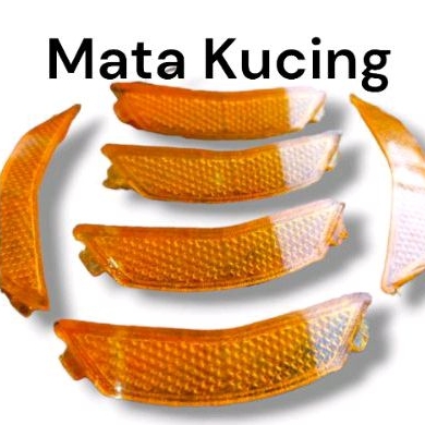 Mata Kucing Tanduk Centro warna kuning variasi helm INK Centro retro