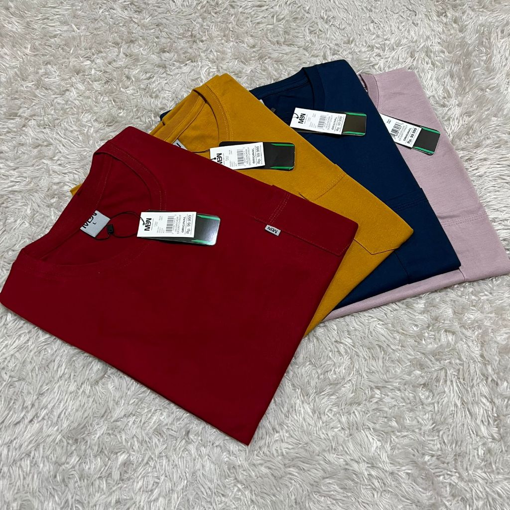 Paket 4 PCS 100 RB Baju Atasan T Shirt Kaos Pocket Distro MBN Original Pria Wanita Cowok Laki Laki c