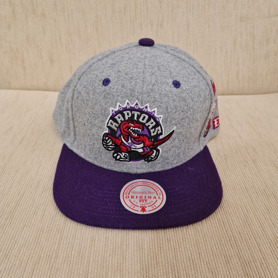 Topi Cap Mitchell and Ness NBA Toronto Raptors Original 100% BNWT