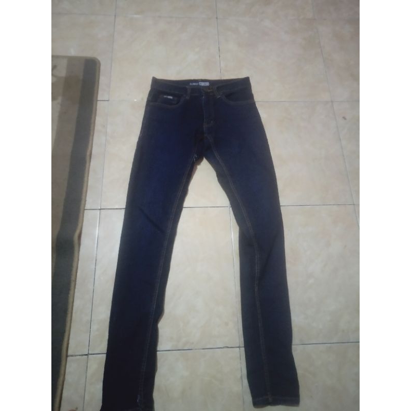 CELANA JEANS ELDEST SECOND