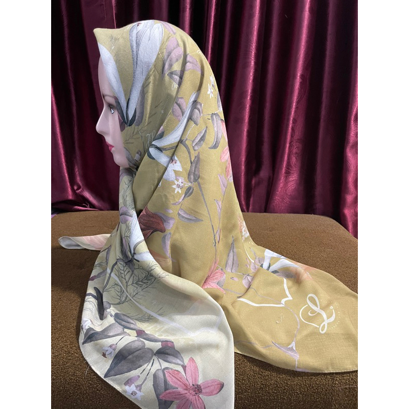 Preloved Hijab LBY LCB by Laudya Cynthia Bella