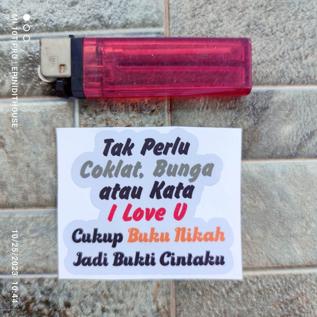 

Stiker Kata Tak Perlu Coklat Cukup Buku Nikah Humor Lucu Viral Meme