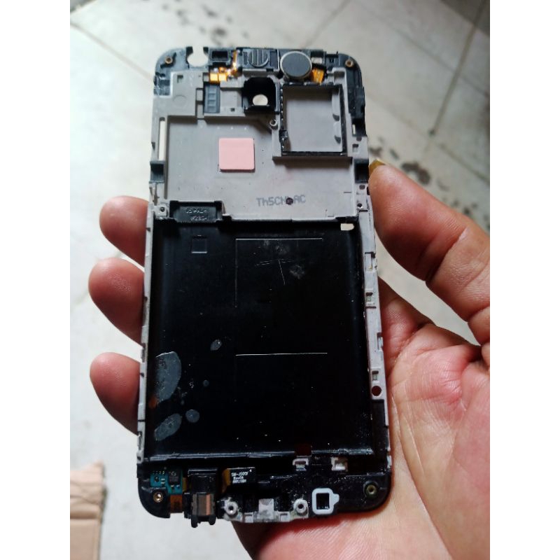 FRAME LCD TATAKAN LCD SAMSUNG J5 2015 J500G ORI COPOTAN