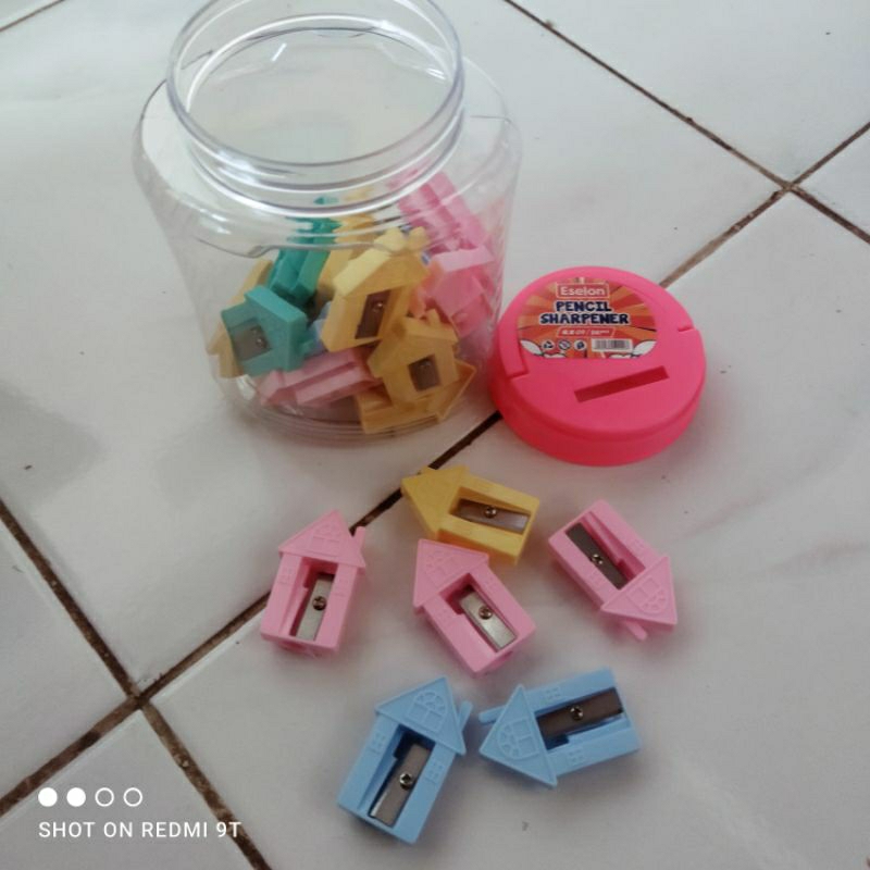 

RAUTAN KARAKTER LUCU TOPLES ISI 24 PCS/OROTAN/ONGOTAN/PENCIL SHARPENER