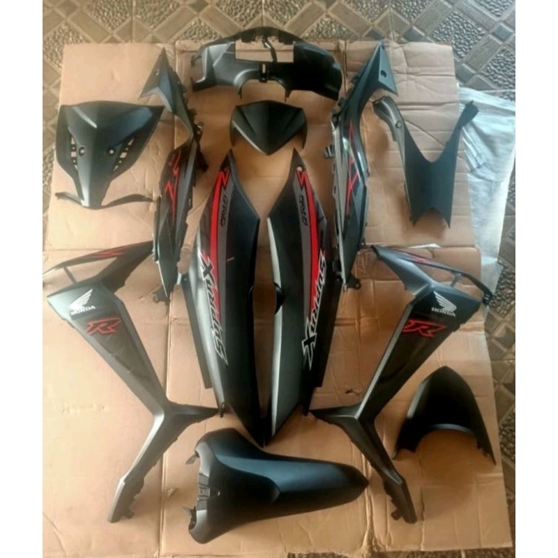 Cover Body Halus Honda Supra X 125 Fi Hitam Doff.