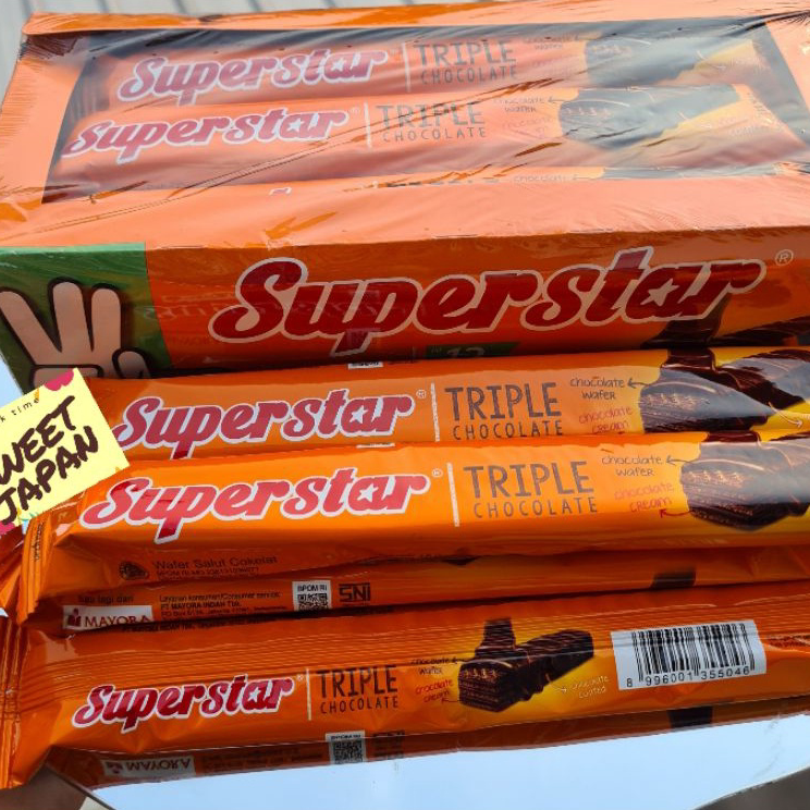 

Grosir PROMO!!!! MURAH Coklat superstar isi 12 @18 gram wafer coklat....coklat supermen..coklat superstar