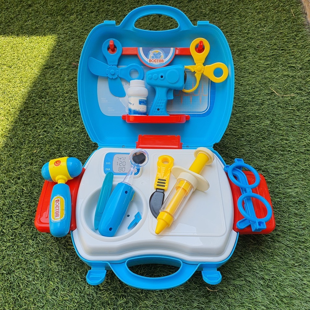 Junior Medical Playset Mainan Dokter Anak - Preloved