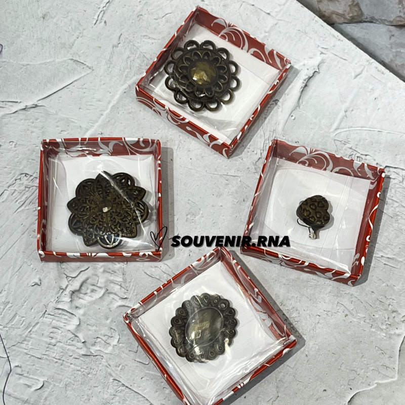 Souvenir Bros Bakar Coklat Kemasan Box Souvenir Pernikahan Murah