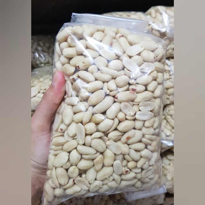 

Termurah!! 1 Kg Kacang Kupas/ Kacang Tanah Mentah/ Kacang Tanah Kupas Super Ukuran Besar