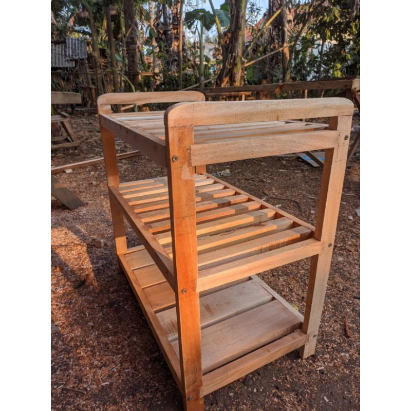 Rak TV Sepatu Pot rak serbaguna bahan kayu 3 susun dari kayu majoni alot awet