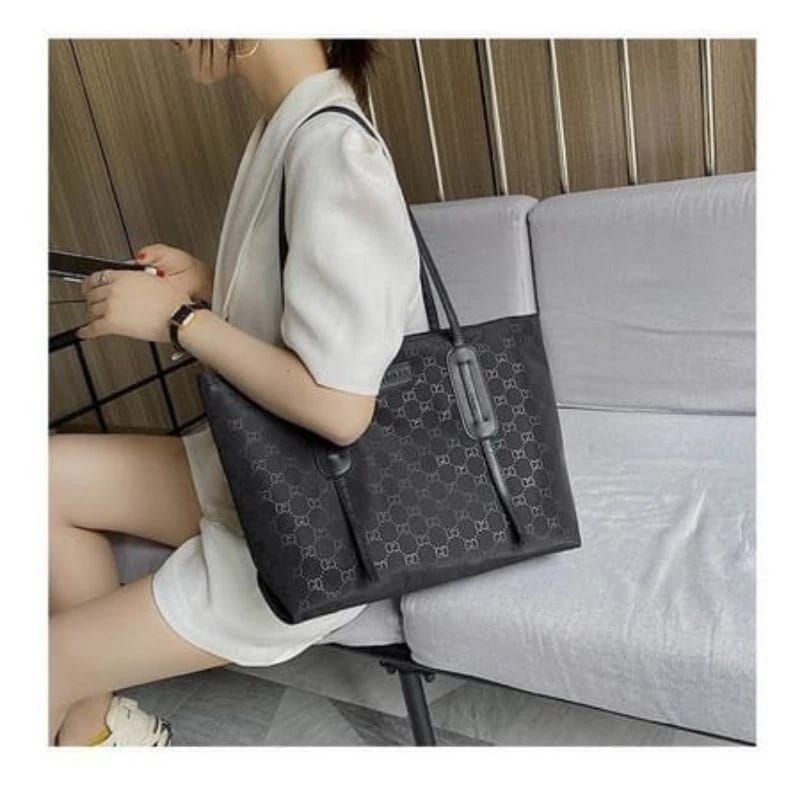 TAS WANITA 2070