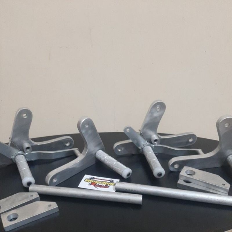 Footstep Underbone Yamaha F1ZR Duralium Roadrace UB2T