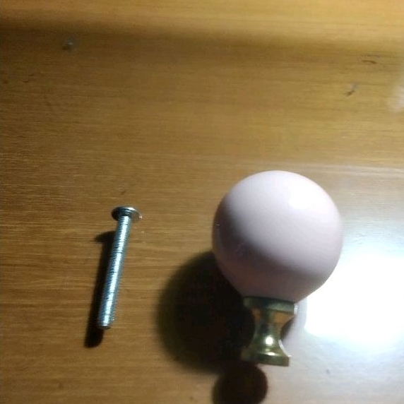 Tarikan Knop Laci Lemari Keramik Bulat + Baut