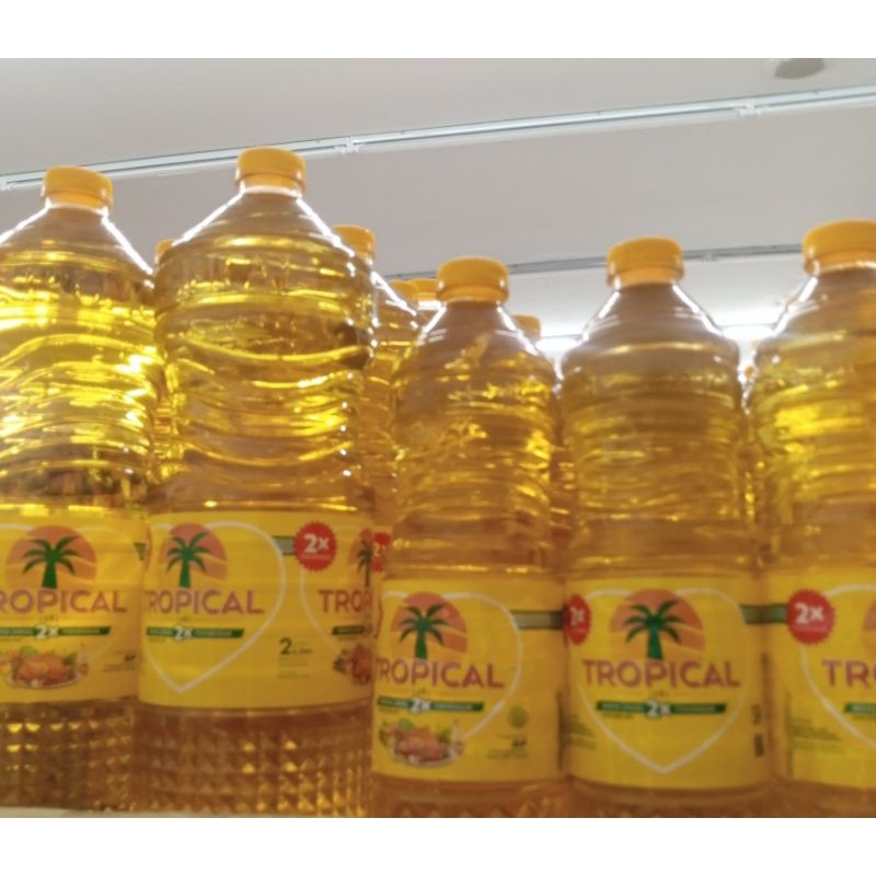 

Tropical minyak goreng 2 liter kemasan botol