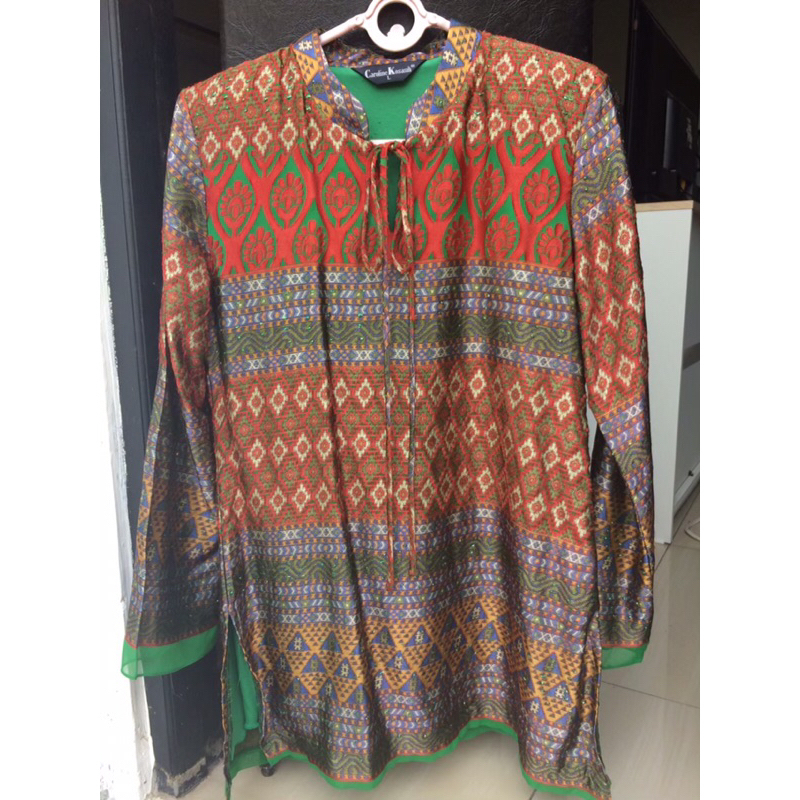 Atasan/Baju Wanita Caroline Kosasih preloved