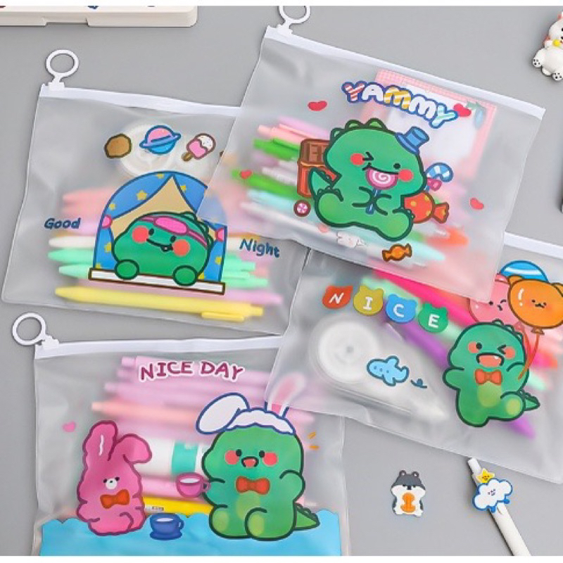 

ZIPPER BAG TEMPAT ALAT TULIS MOTIF YUMMY 1 PCS